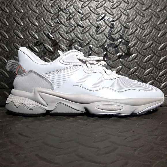 ozweego grey reflective